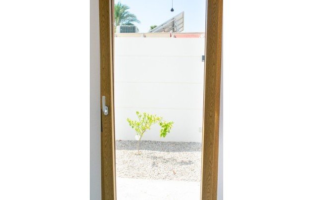 Resale - Villa - Torrevieja - Torreta