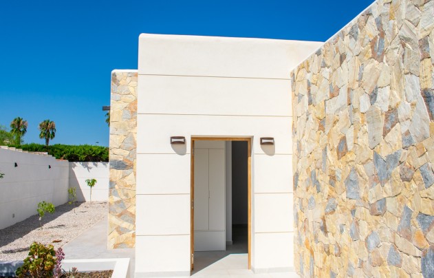 Resale - Villa - Torrevieja - Torreta