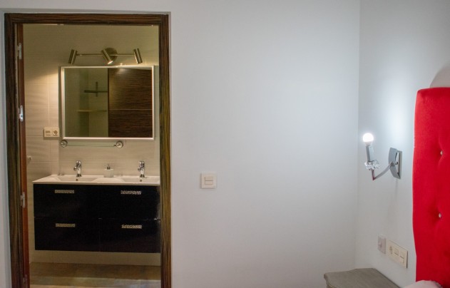 Resale - Villa - Pilar de la Horadada - Torre de la Horadada