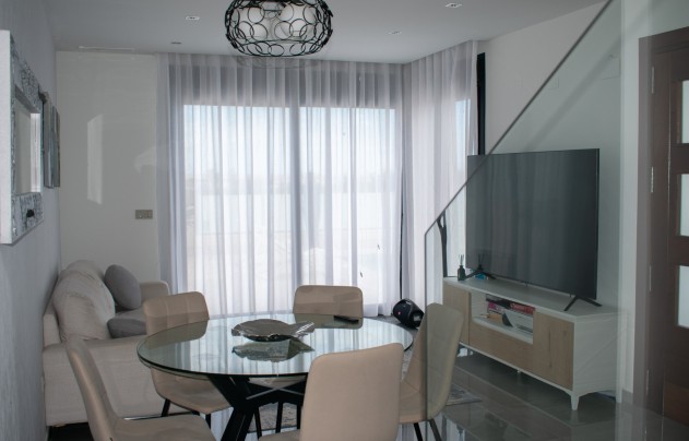 Resale - Villa - Torrevieja - Los Altos