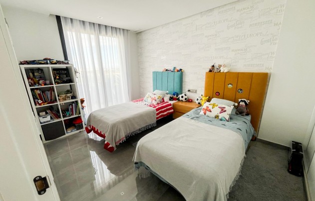 Resale - Villa - Torrevieja - Los Altos