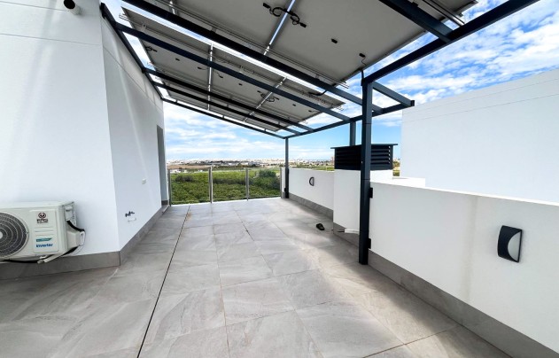 Resale - Villa - Torrevieja - Los Altos