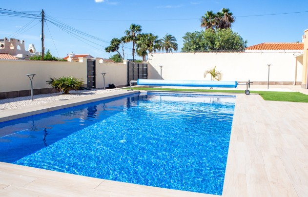 Reventa - Villa - Torrevieja - La Siesta