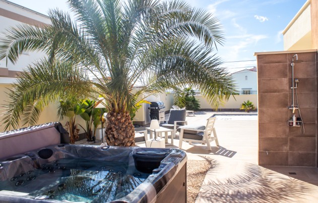 Reventa - Villa - Torrevieja - La Siesta