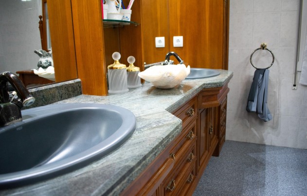 Reventa - Villa - Orihuela Costa - MUY CERCA DE LA PLAYA