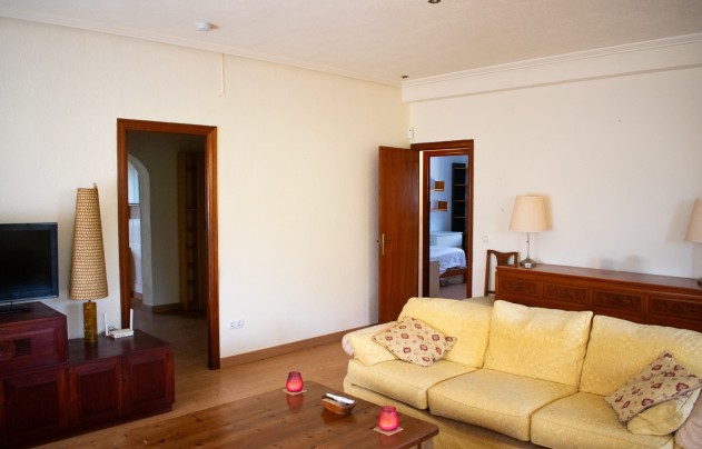 Reventa - Villa - Orihuela Costa - MUY CERCA DE LA PLAYA