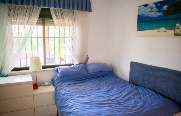 Reventa - Villa - Orihuela Costa - MUY CERCA DE LA PLAYA