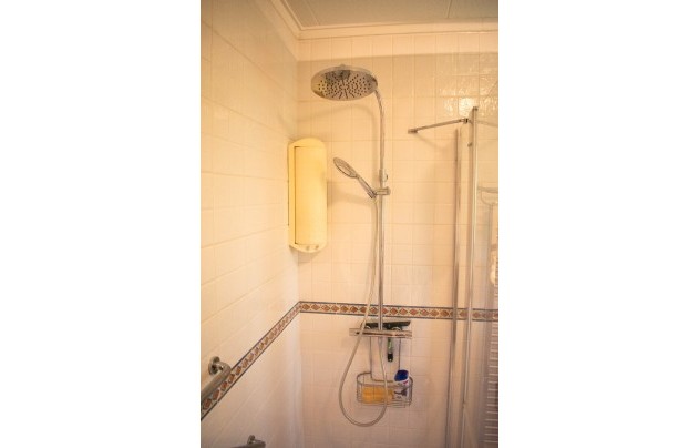 Reventa - Villa - Orihuela Costa - MUY CERCA DE LA PLAYA