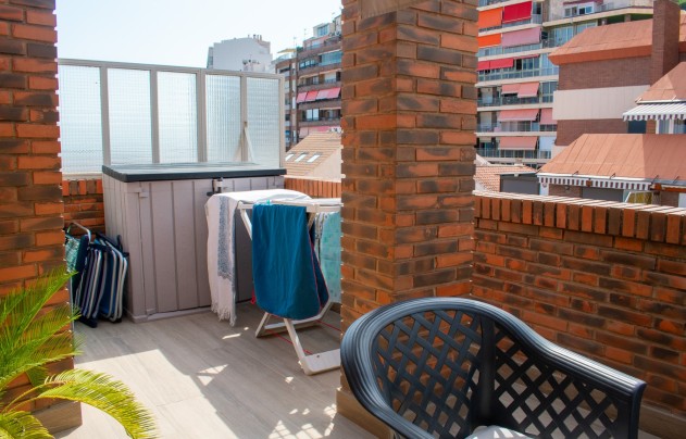 Herverkoop - Apartment - Alicante - Casco antiguo