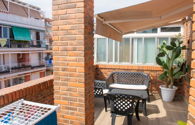 Herverkoop - Apartment - Alicante - Casco antiguo