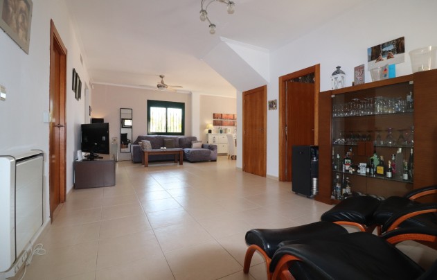 Reventa - Villa - Ciudad Quesada - La Fiesta