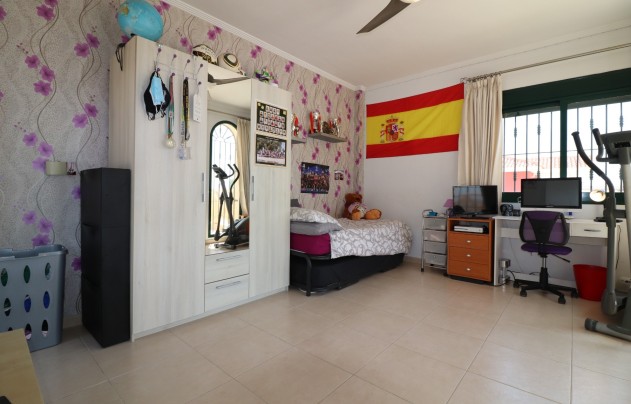 Reventa - Villa - Ciudad Quesada - La Fiesta