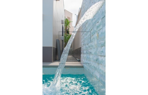 Herverkoop - Villa - San Miguel de Salinas - Urbanizaciones