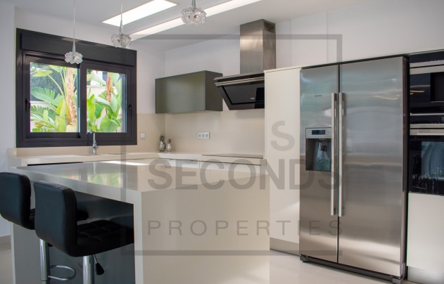 Herverkoop - Villa - San Miguel de Salinas - Urbanizaciones