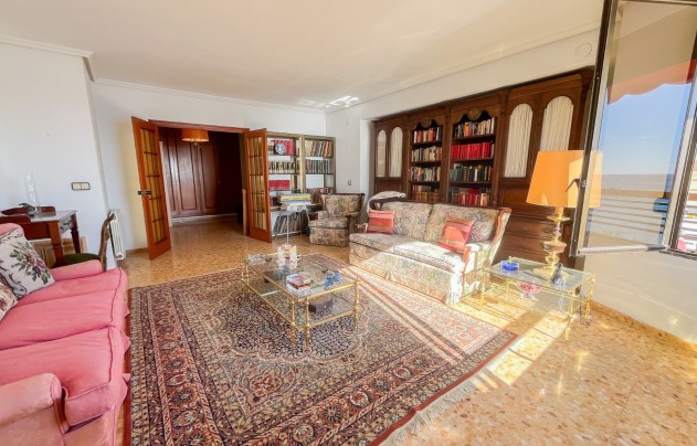 Revente - Apartment - Alicante - Center