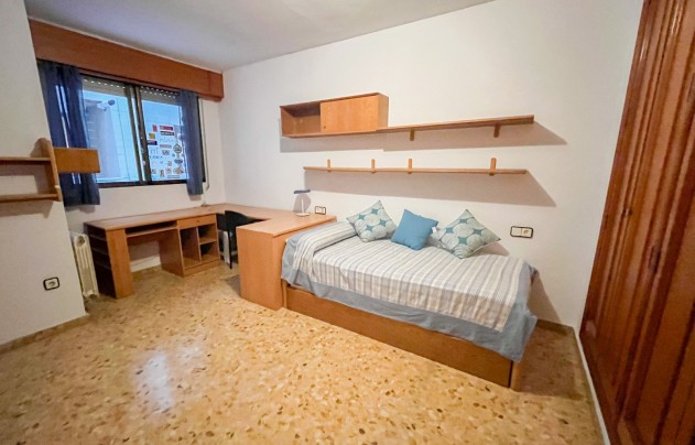 Revente - Apartment - Alicante - Center
