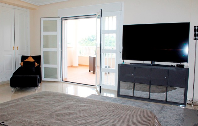 Reventa - Villa - Orihuela Costa - Campoamor Golf