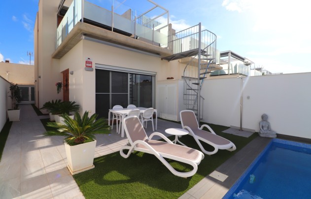 Resale - Villa - Daya Vieja