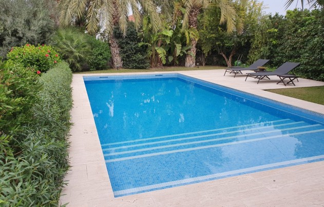 Resale - Villa - Alicante - Vistahermosa