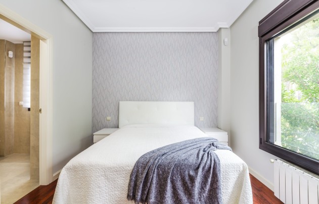 Resale - Villa - Alicante - Vistahermosa