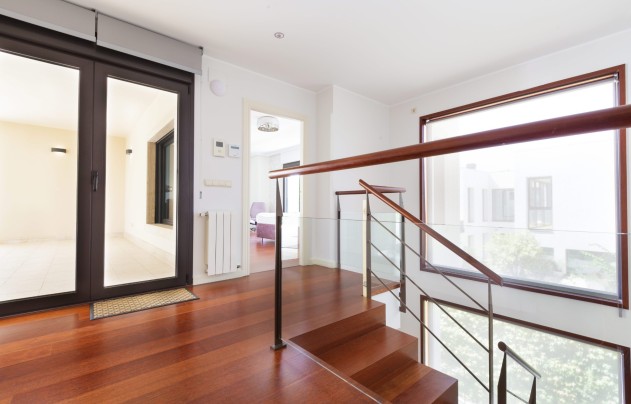 Resale - Villa - Alicante - Vistahermosa