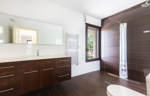 Resale - Villa - Alicante - Vistahermosa