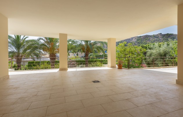 Resale - Villa - Alicante - Vistahermosa