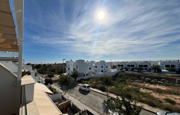 Resale - House - Torre de la Horadada