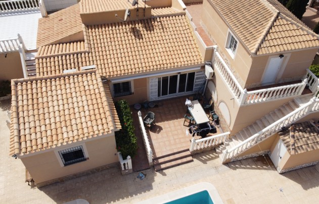 Resale - Villa - Torrevieja - El Chaparral