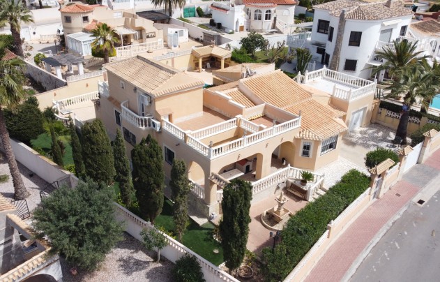 Resale - Villa - Torrevieja - El Chaparral