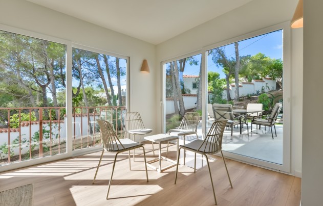 Resale - Villa - Altea