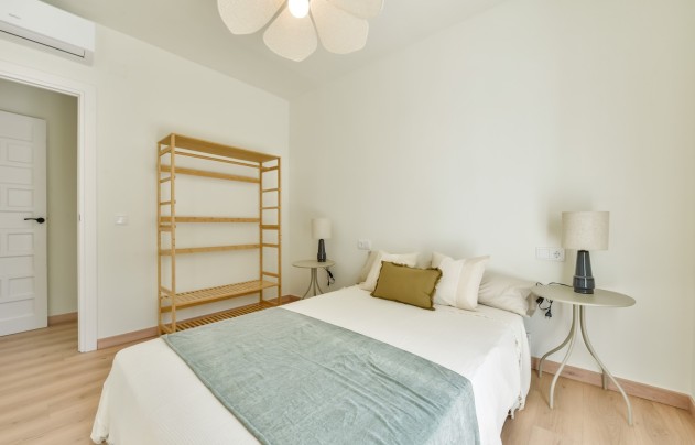 Resale - Villa - Altea