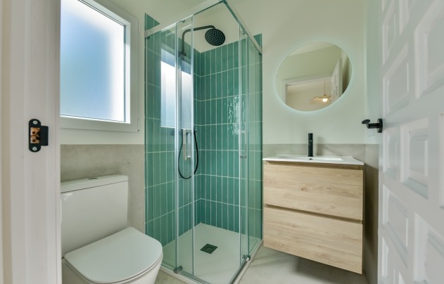 Resale - Villa - Altea