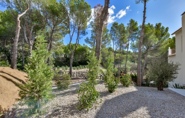 Resale - Villa - Altea