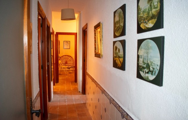 Resale - Villa - Torrevieja