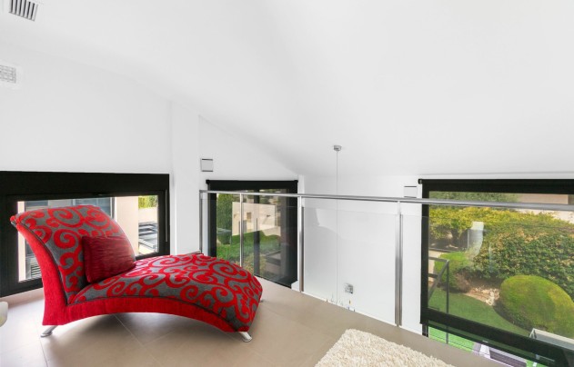 Revente - Villa - Villamartín - Los Dolses