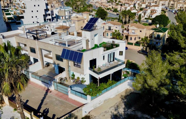 Herverkoop - Villa - Orihuela Costa - Villamartín