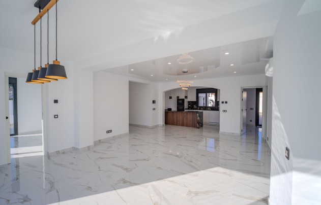 Herverkoop - Villa - Ciudad Quesada - town