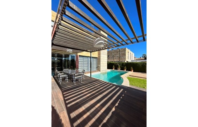 Revente - Villa - Orihuela Costa - Dehesa de campoamor