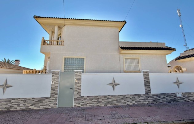 Herverkoop - Villa - Ciudad Quesada