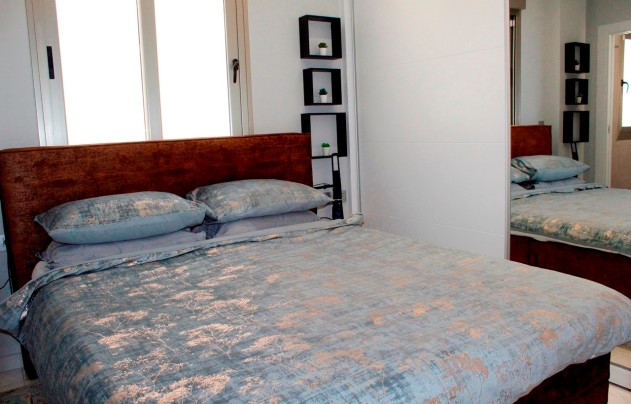 Resale - Villa - Orihuela Costa - Villamartín