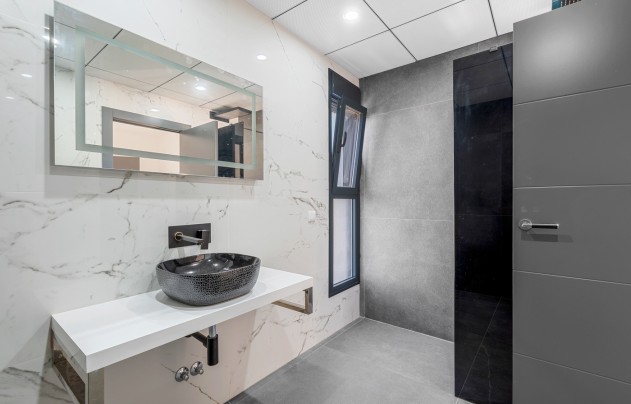 Resale - Villa - Campoamor