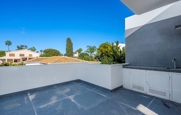 Resale - Villa - Campoamor