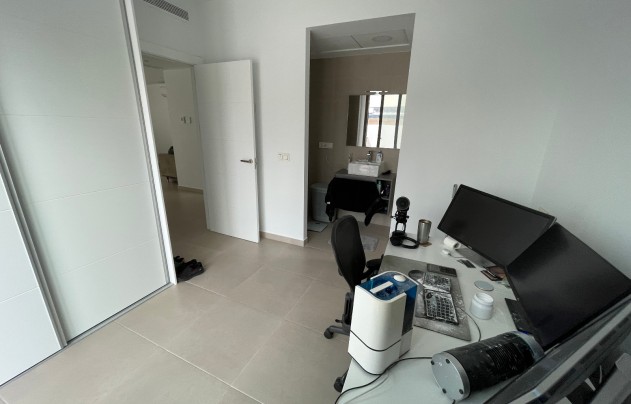 Resale - Villa - Benijofar