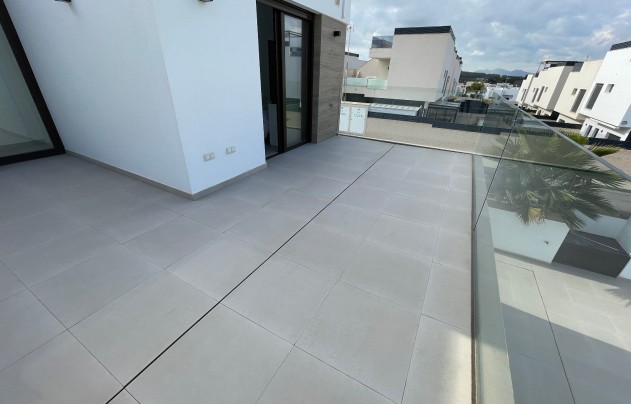 Resale - Villa - Benijofar