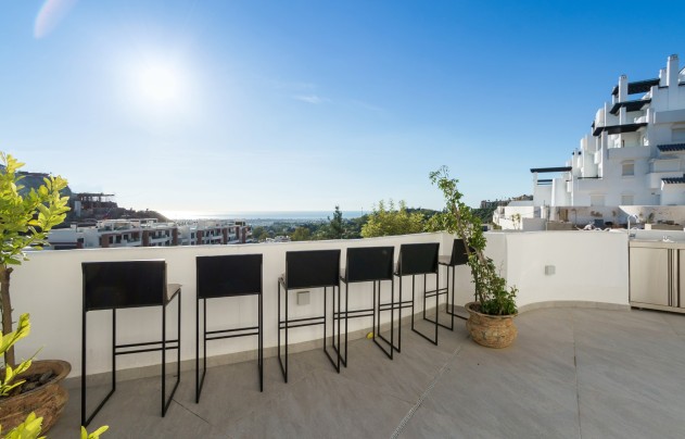 Herverkoop - Apartment - Benahavis - La Quinta