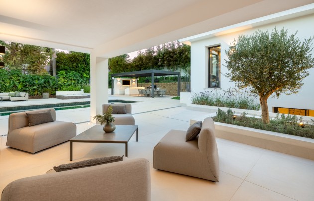 Herverkoop - Villa - Marbella - Nueva Andalucía