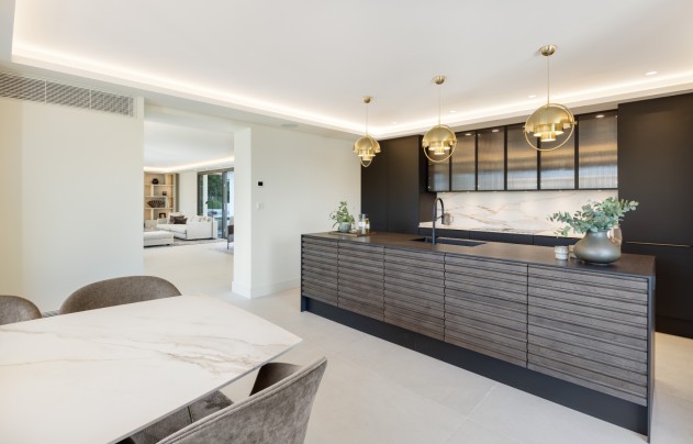 Herverkoop - Villa - Marbella - Nueva Andalucía