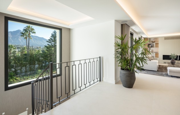 Herverkoop - Villa - Marbella - Nueva Andalucía