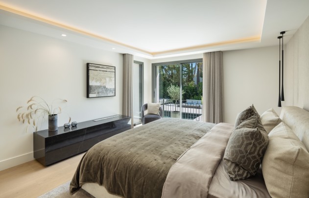 Herverkoop - Villa - Marbella - Nueva Andalucía